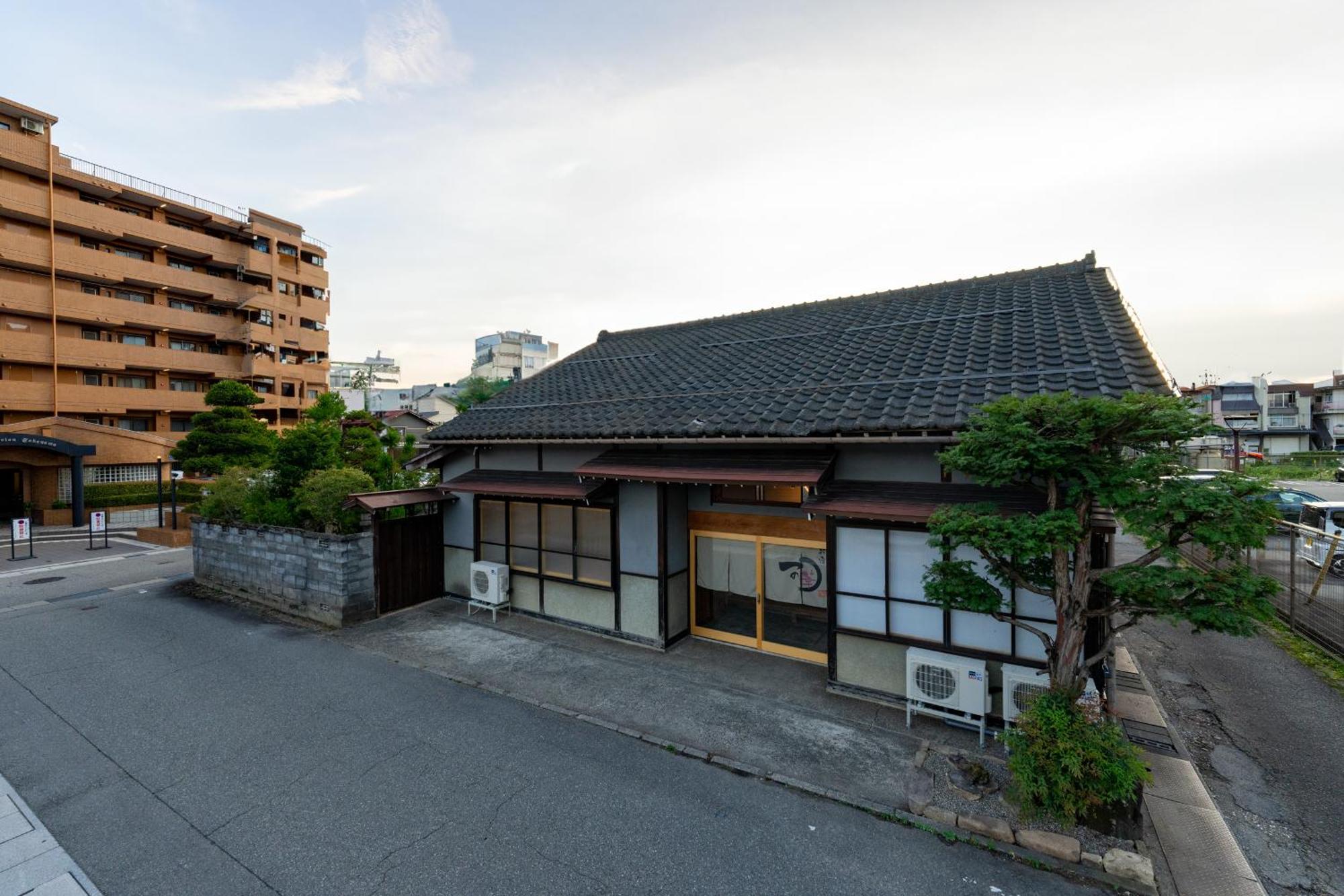 お宿一の華 Takayama  Exteriör bild